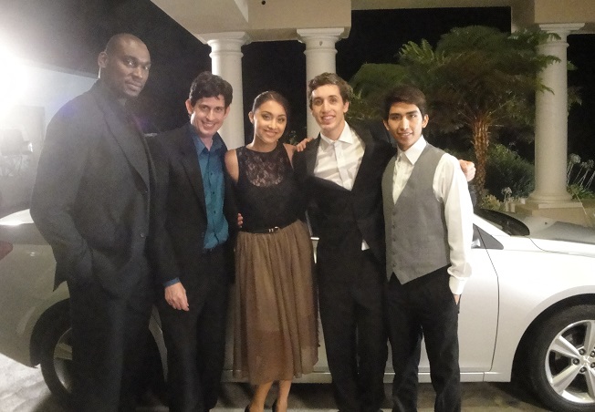 Tha cast